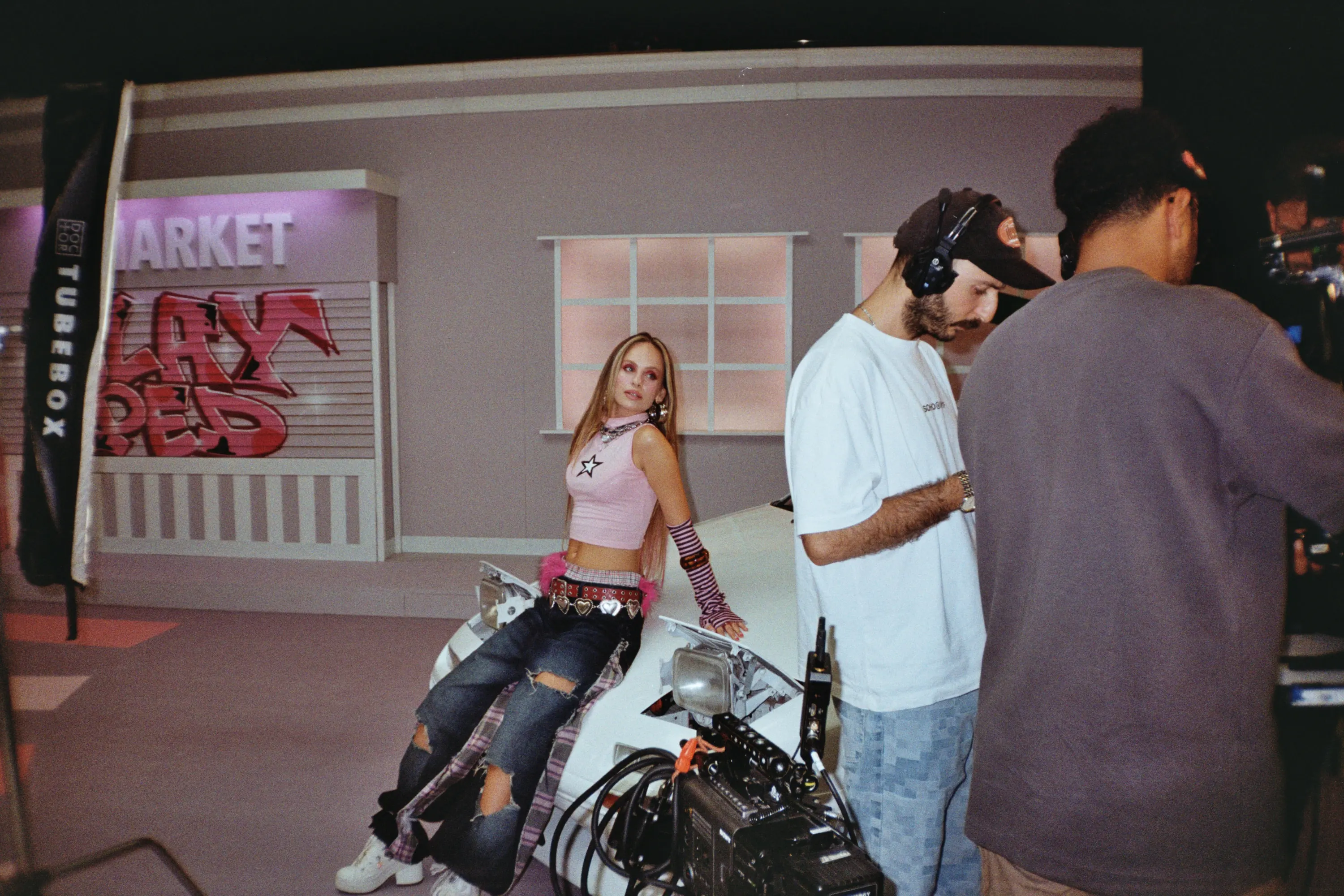 Molped Slay BTS — 2