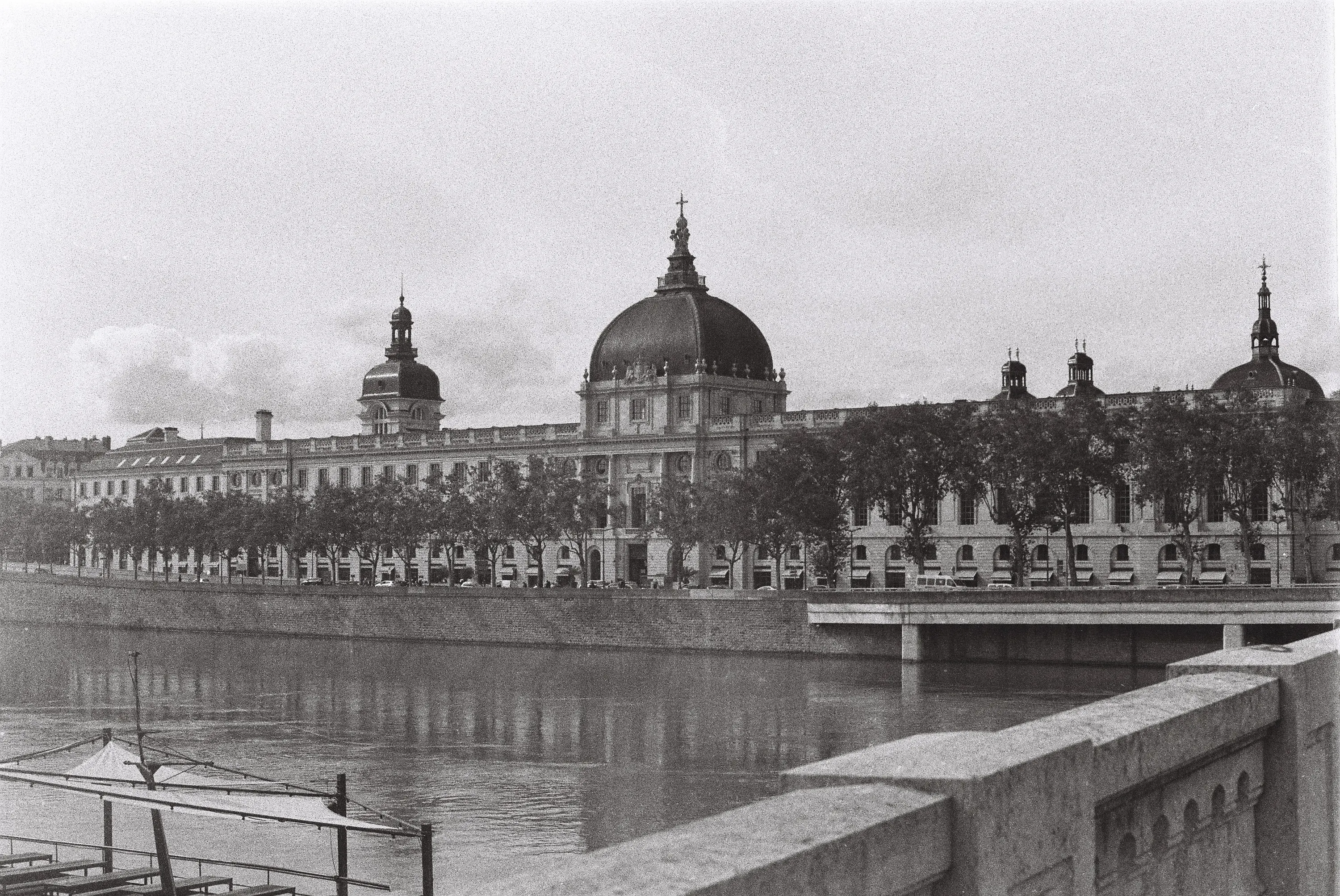 Lyon